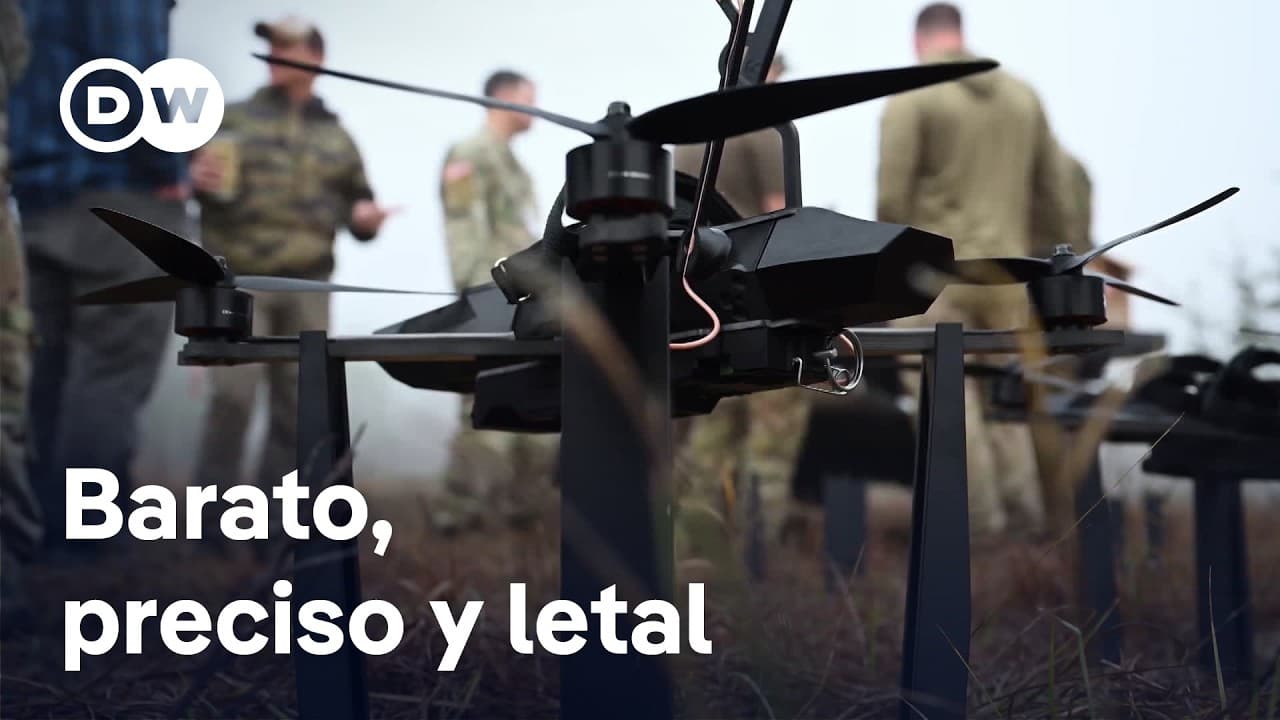 Enjambres, IA y drones baratos: así cambió la guerra moderna