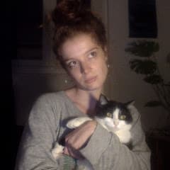 profile picture for Camille - French stories intermédiaire 