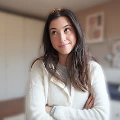 profile picture for Fanny - French teacher